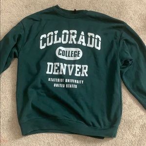 college green sweatshirt